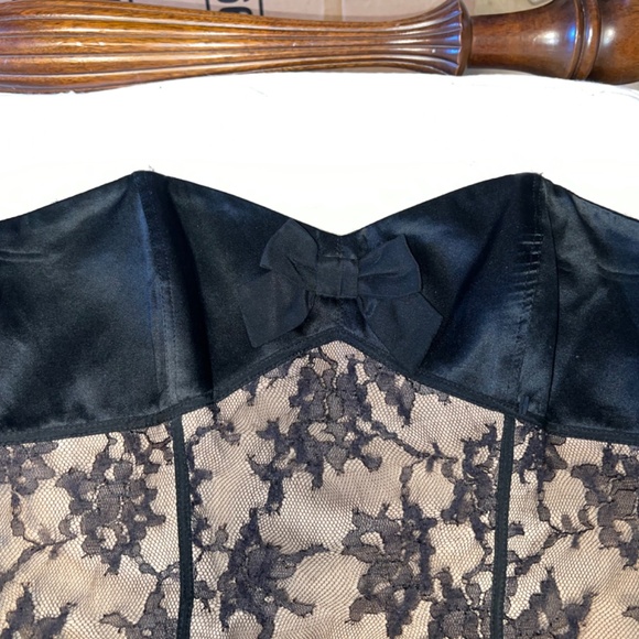 Betsey Johnson Strapless Corset Dress - Picture 14 of 15